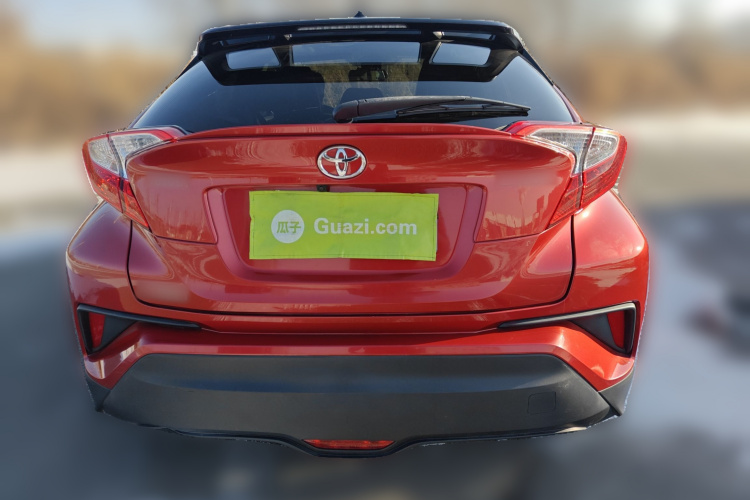 丰田C-HR 2018款 2.0L 领先天窗版 国V车身外观6004