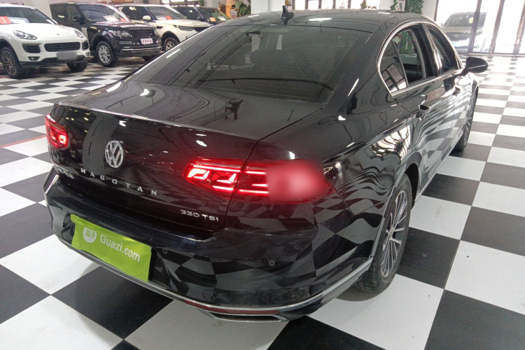 大众 迈腾 2020款 330TSI DSG 豪华型车身外观7
