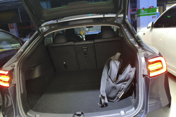 特斯拉 Model Y 2022款 改款 后轮驱动版局部细节23