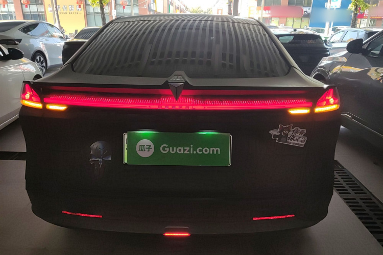 深蓝汽车 深蓝L07 2025款 300Ultra乾崑智驾ADS SE增程版车身外观6004