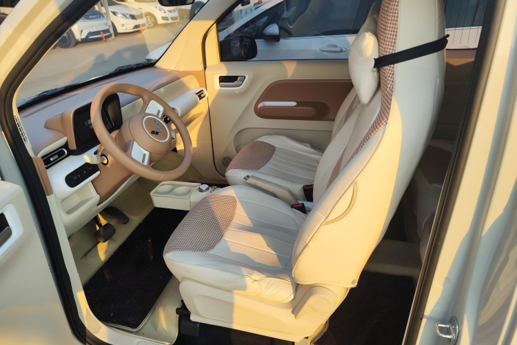 五菱汽车 宏光MINIEV 2024款 第三代 215km 青春版局部细节19