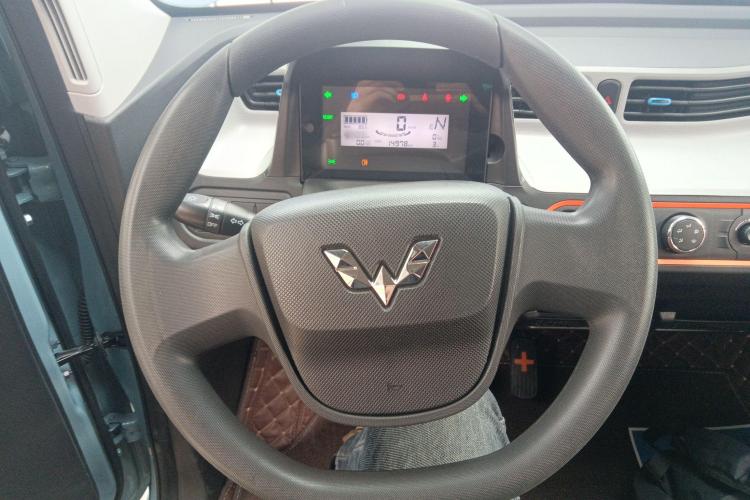 五菱汽车 宏光MINIEV 2022款 轻松款 磷酸铁锂中控内饰13