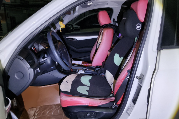 宝马X1 2013款 sDrive18i 时尚型局部细节19