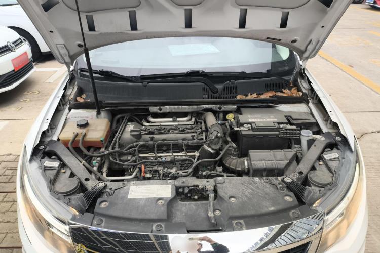 观致3 2021款 3S 三厢 1.5T CVT领先型机舱底盘24