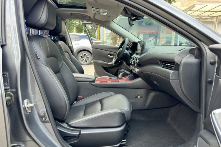 日产 轩逸 2021款 1.6L XL CVT智享版中控内饰7004
