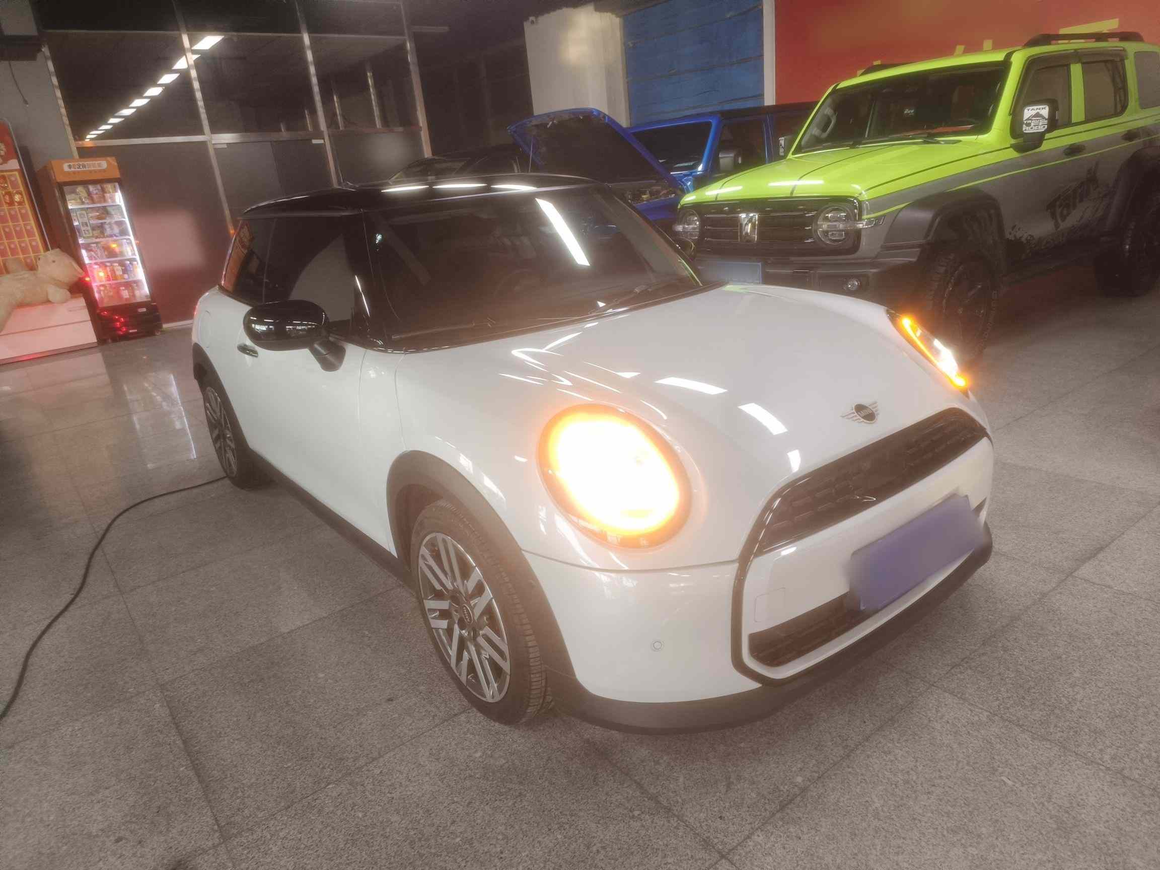 MINI 2025款 1.5T COOPER 经典派(3)