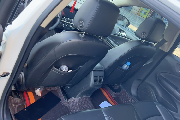 别克 威朗 2019款 三厢 20T 双离合领先型中控内饰7006