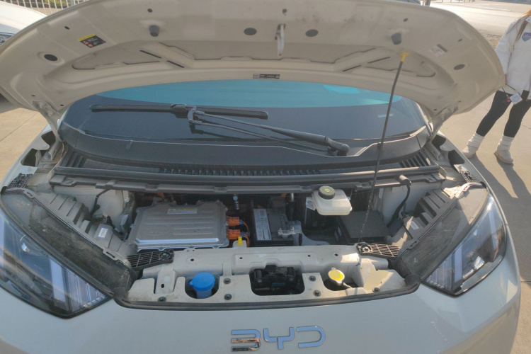 比亚迪 海鸥 2025款 305km 活力版机舱底盘24