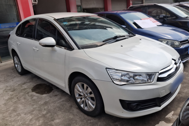 雪铁龙 世嘉 2016款 经典 三厢 1.6L 手动品尚型车身外观6002