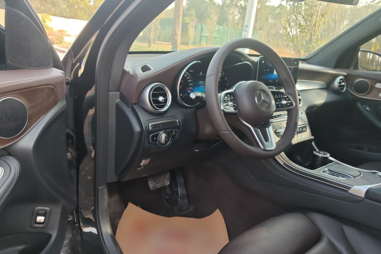 奔驰GLC 2020款 GLC 260 L 4MATIC 豪华型中控内饰20