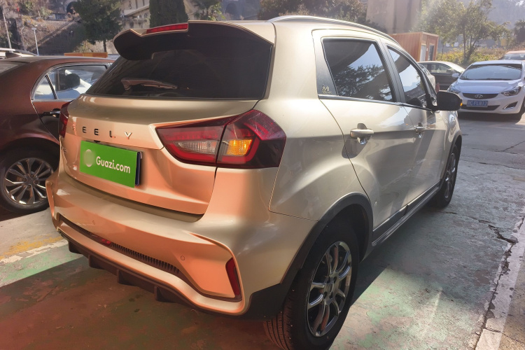 吉利汽车 远景X3 2021款 PRO 1.5L CVT尊贵型车身外观6005