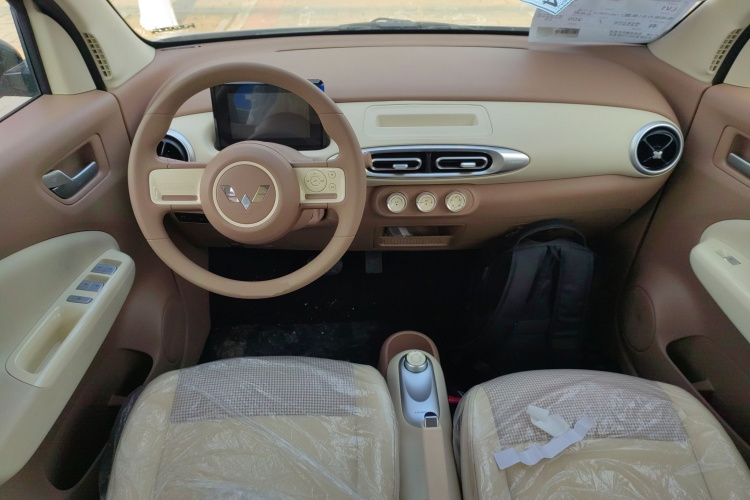 五菱汽车 宏光MINIEV 2025款 四门版 进阶款中控内饰12