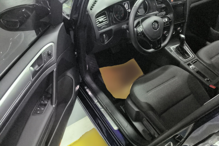 大众 高尔夫 2019款 1.6L 自动舒适型 国V中控内饰20