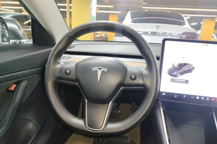 特斯拉 Model 3 2019款 标准续航后驱升级版局部细节13