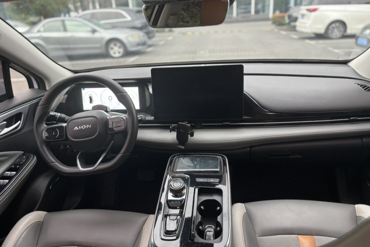 埃安 AION S Plus 2022款 70 智驾版中控内饰7003