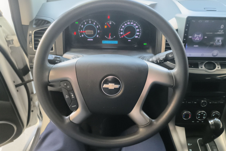 雪佛兰 科帕奇 2014款 2.4L 两驱城市版 7座局部细节13