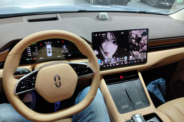 鸿蒙智行 问界M7 2024款 1.5T 四驱Plus版 5座中控内饰12