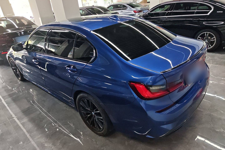 宝马3系 2020款 改款 325Li M运动曜夜套装车身外观6003