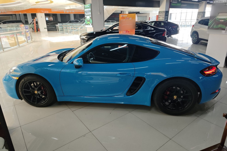 保时捷718 2020款 Cayman 2.0T车身外观4