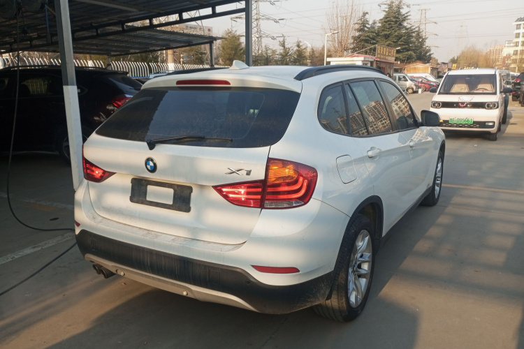 宝马X1 2014款 sDrive18i 领先型车身外观7