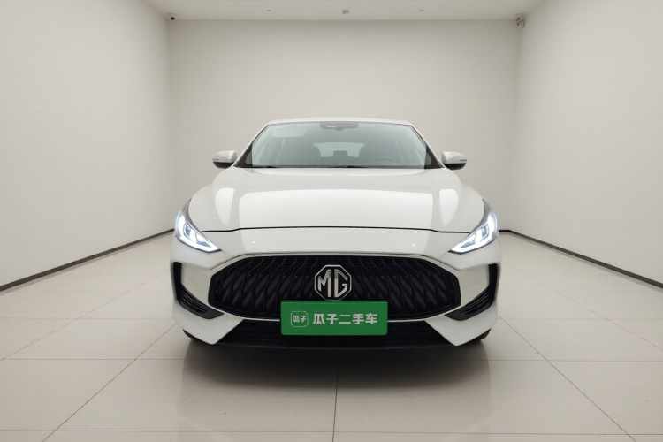 名爵 MG5 2021款 改款 180DVVT CVT青春豪华版车身外观2
