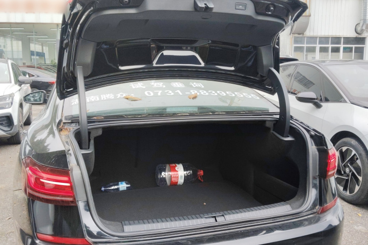 大众 帕萨特 2024款 380TSI 龙耀版机舱底盘23