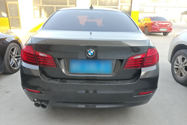 宝马5系 2017款 520Li 典雅型车身外观6