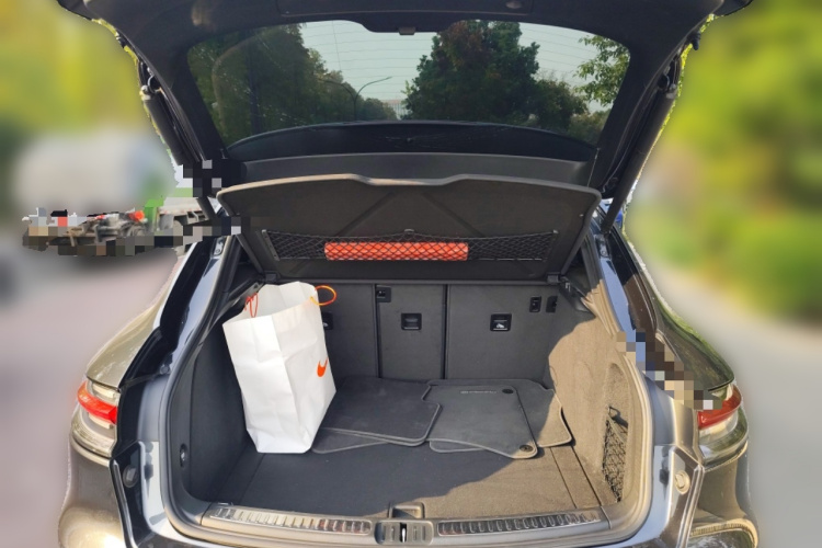 保时捷 2018款 Macan 2.0T中控内饰23