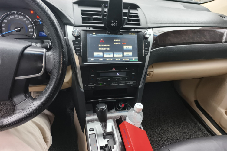 丰田 凯美瑞 2015款 2.0E 精英版局部细节16