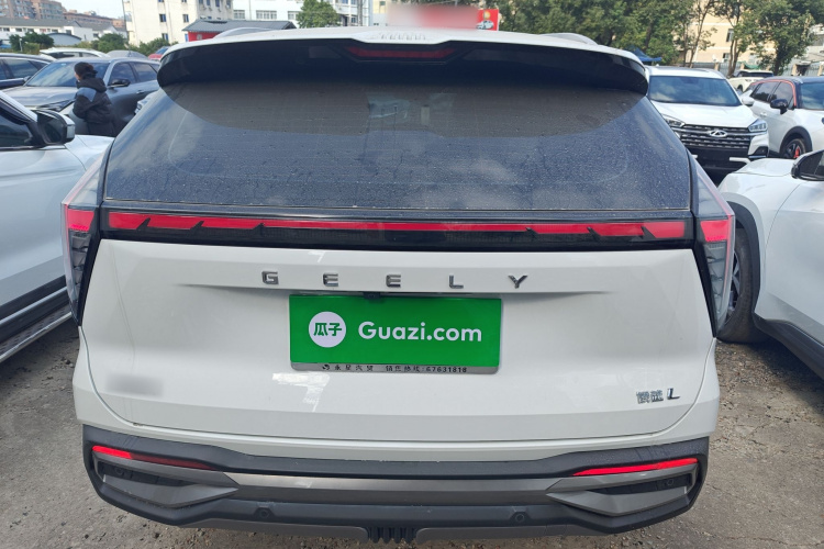 吉利汽车 博越L 2023款 1.5TD DCT尊贵型车身外观6