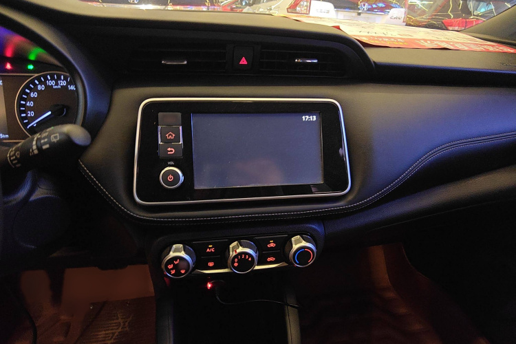 日产 劲客 2017款 1.5L CVT智行版局部细节16