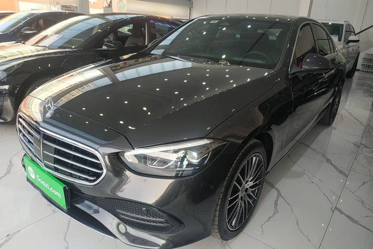 奔驰C级 2022款 改款 C 260 L车身外观1