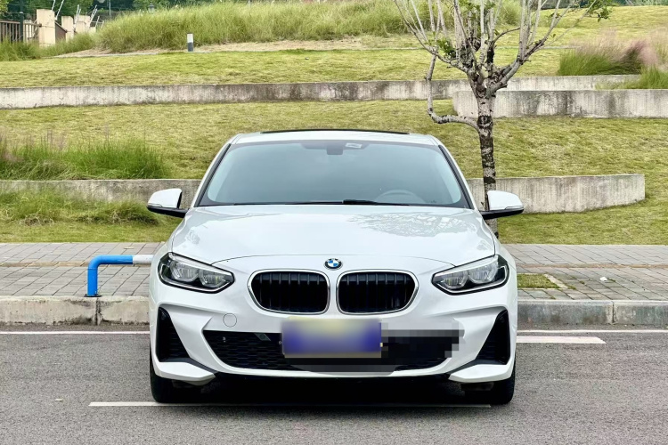 宝马1系 2019款 118i M运动套装车身外观6001