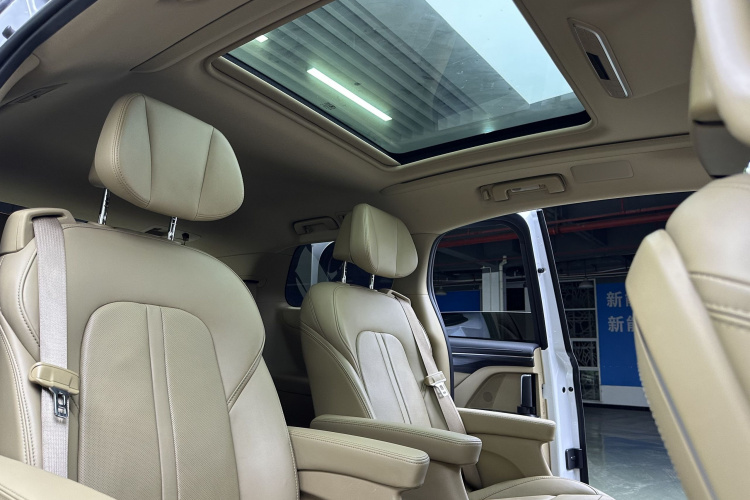 别克GL8 2021款 ES陆尊 653T 旗舰型中控内饰7008