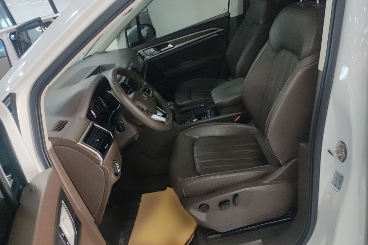 大众 威然 2020款 330TSI 豪华版中控内饰19