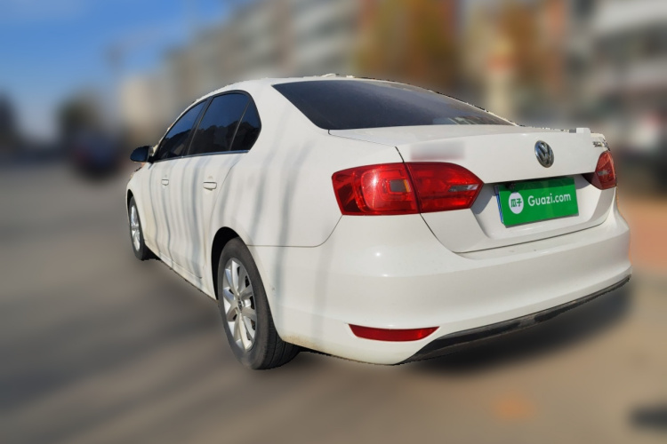 大众 速腾 2012款 1.6L 手动舒适型车身外观6003