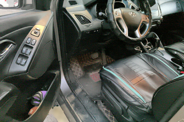 北京现代ix35 2013款 2.0L 自动两驱智能型GLS 国V中控内饰20