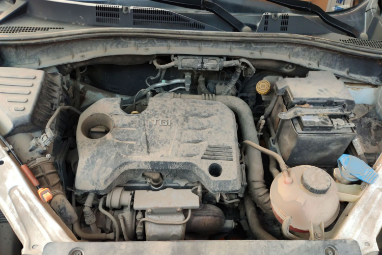 荣威RX5 2018款 20T 两驱自动互联网智惠版局部细节24