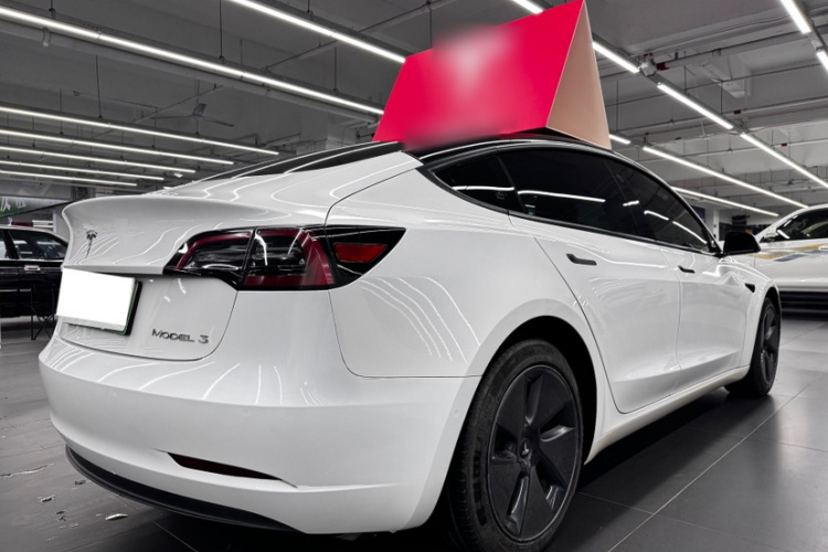 特斯拉 Model 3 2022款 后轮驱动版车身外观6005