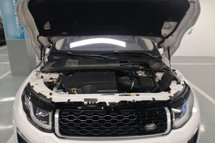 路虎 揽胜极光 2018款 240PS SE DYNAMIC 智锐版局部细节24