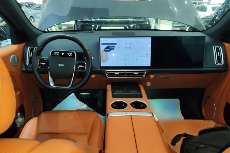 理想汽车 理想L7 2024款 MAX中控内饰7002