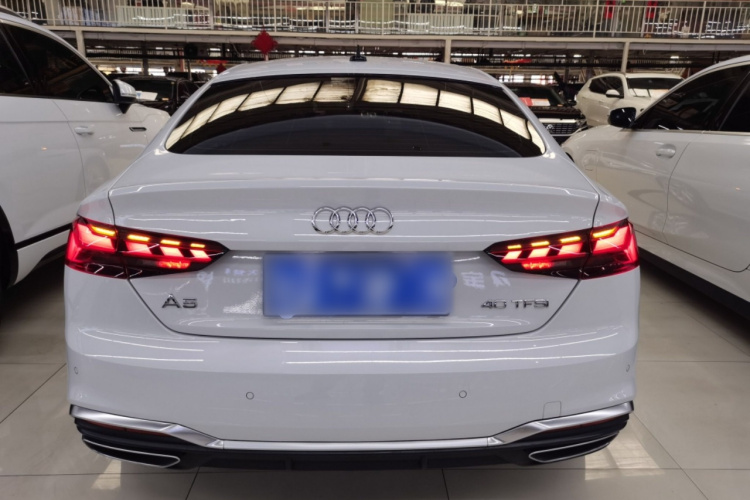 奥迪A5 2023款 Sportback 40 TFSI 时尚动感型车身外观6