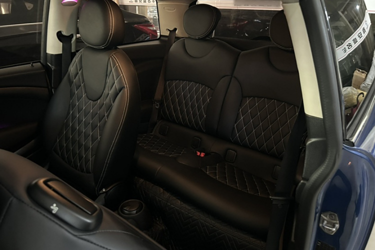 MINI 2011款 1.6L ONE中控内饰7003