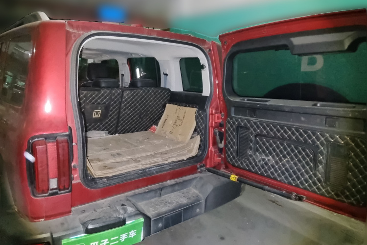 坦克300 2021款 越野版 2.0T 挑战者中控内饰23