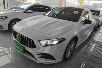 奔驰A级 2019款 改款 A 200 L 运动轿车