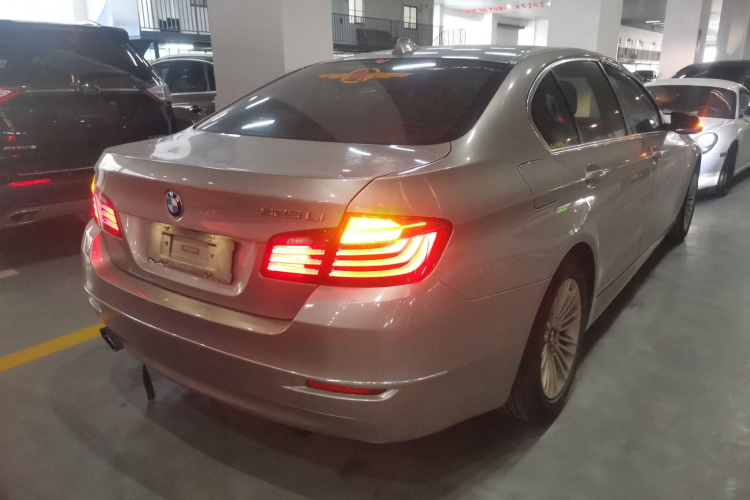 宝马5系 2014款 525Li 领先型车身外观7