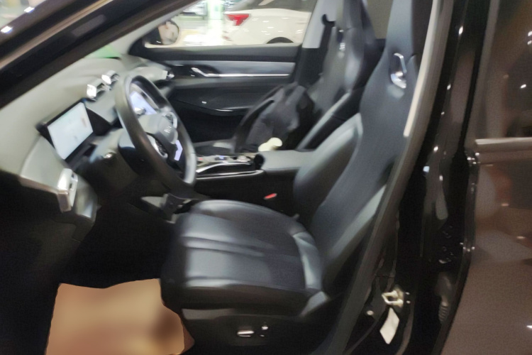 东风风神 皓瀚 2023款 DH-i 1.5T 尊贵版中控内饰19