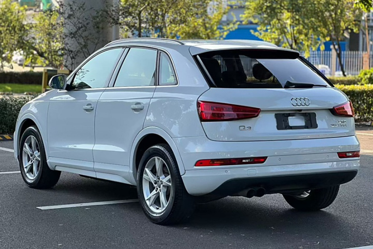 奥迪Q3 2018款 30周年年型 30 TFSI 时尚型车身外观6005