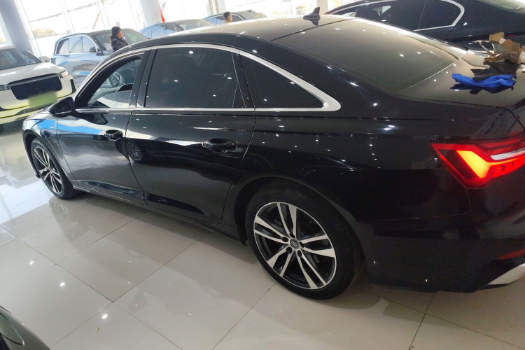 奥迪A6L 2020款 40 TFSI 豪华动感型车身外观6003