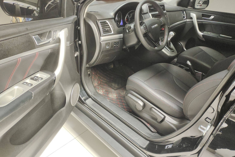 哈弗M6 2019款 1.5T DCT两驱精英型 国VI中控内饰7002